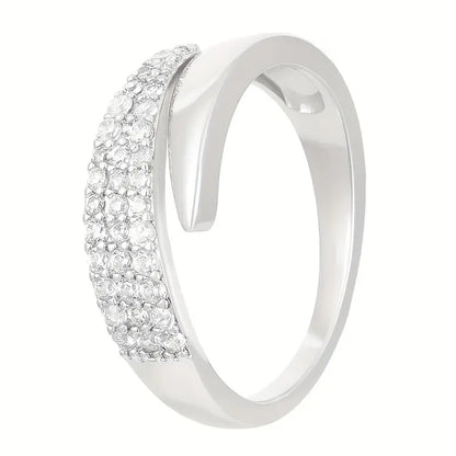 Elegant Golden Ring with Sparkling Stones